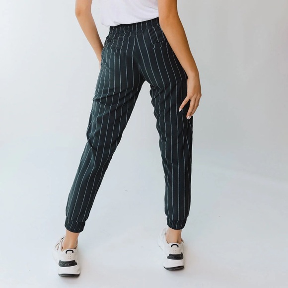 Albion Fit DESTINATION JOGGERS, NAVY PINSTRIPE XXS Petite - Picture 3 of 13